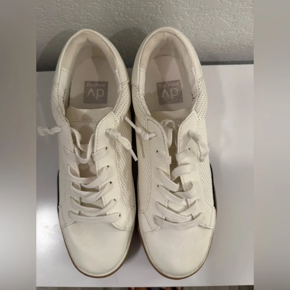 Dolce Vita Women's White Sneakers - Picture 2 of 3